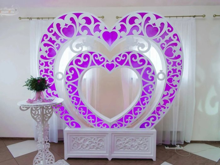 Декорации из пенопласта