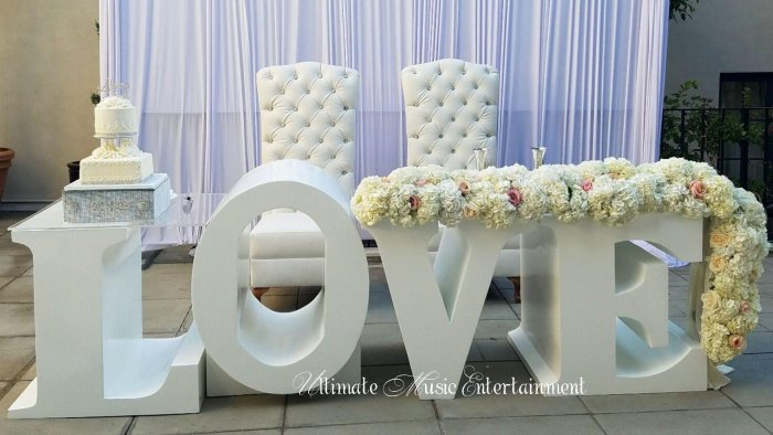 Декор из пенопласта для интерьера