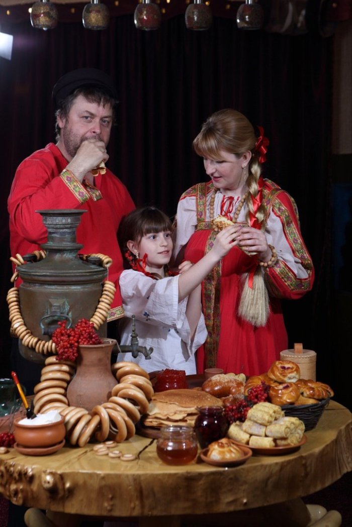 Масленица семья
