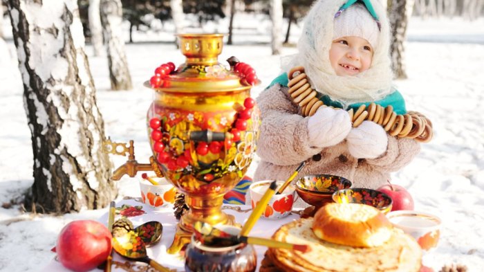 Масленица декор стола