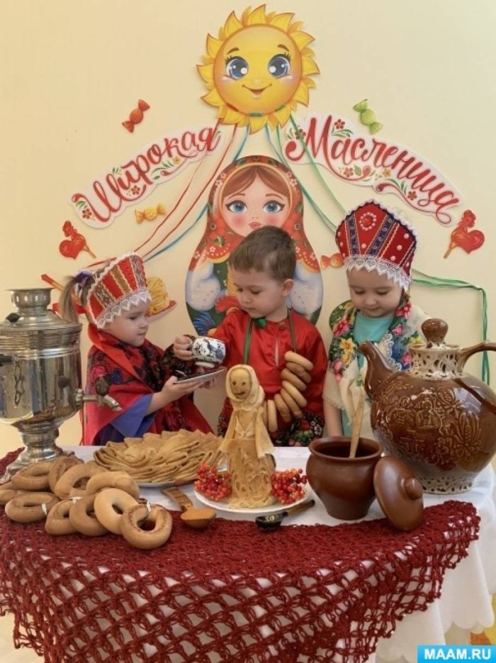 Украшение на Масленицу в детском саду