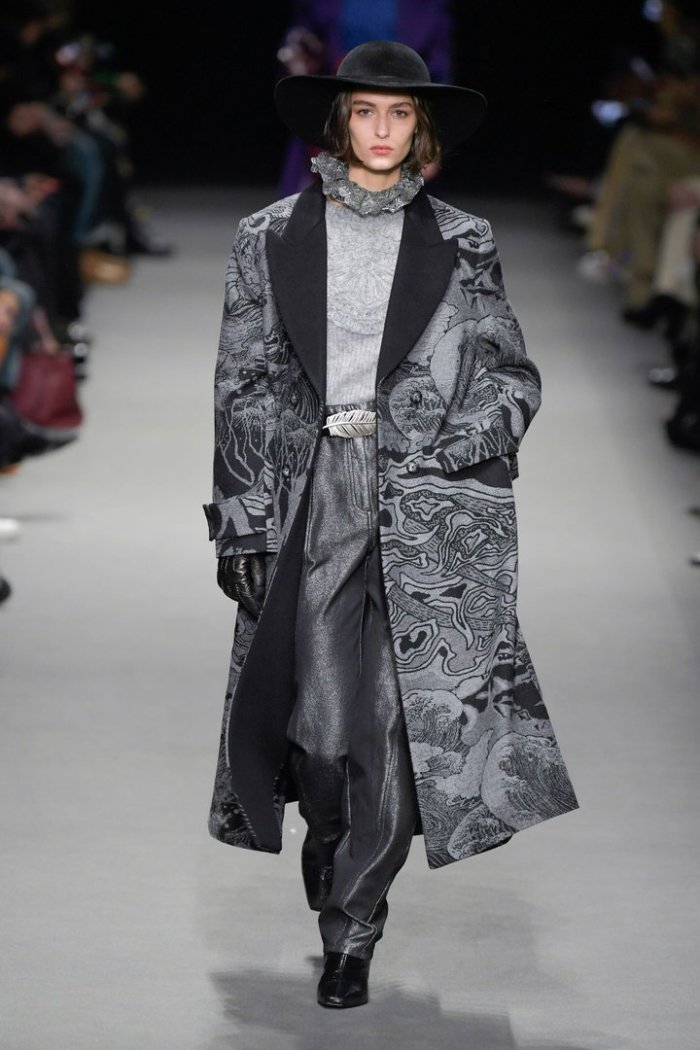 Alberta Ferretti осень-зима 2022-2025