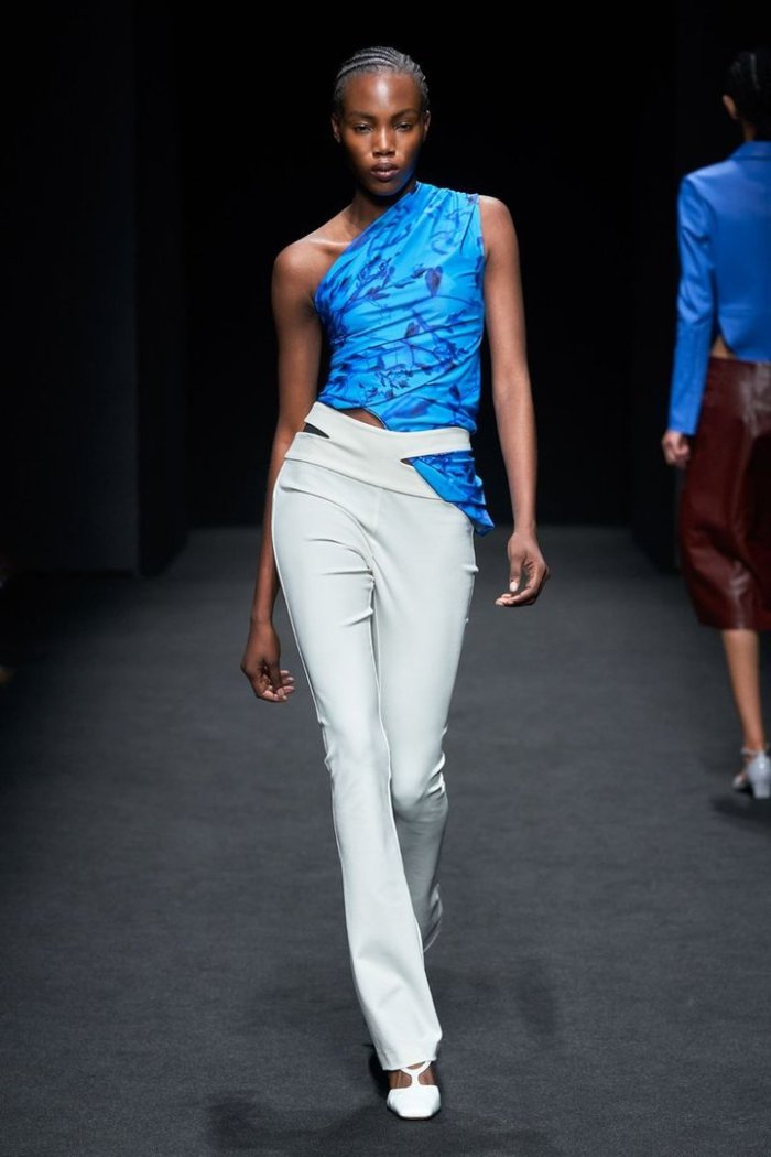 Женские брюки Весна лето