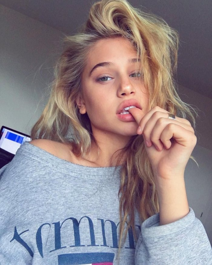 Мередит Микельсон модель