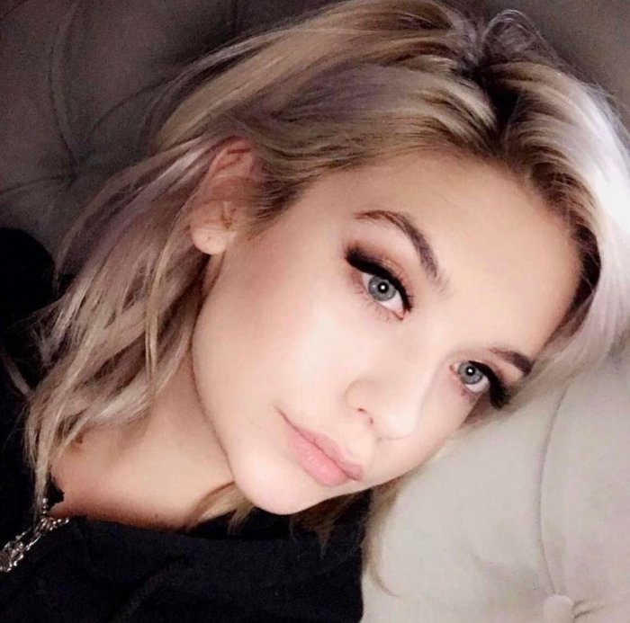 Аманда стил с белыми волосами