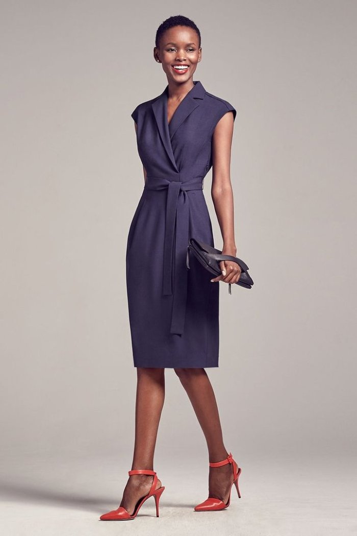 Стильное платье