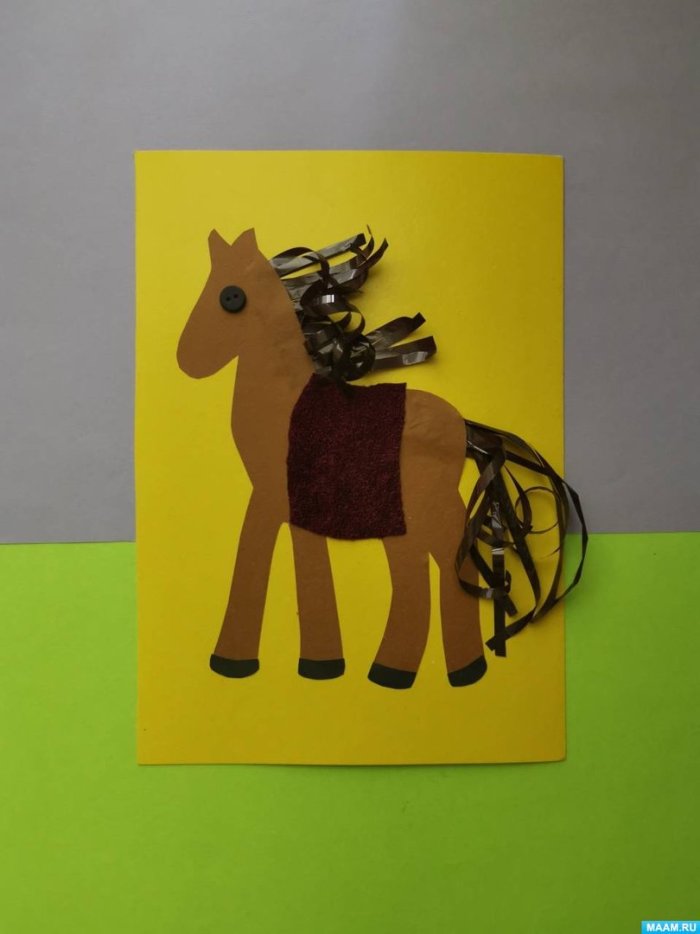 Глаз лошади для аппликации