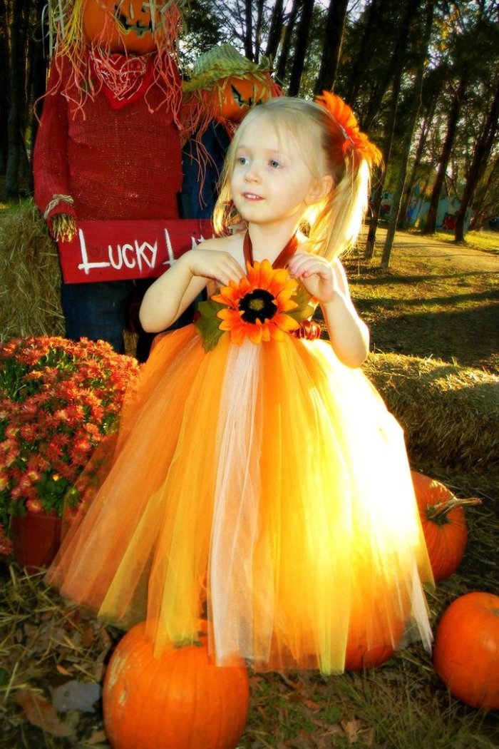 Платье на праздник осени