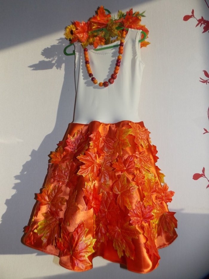 Платье на праздник осени