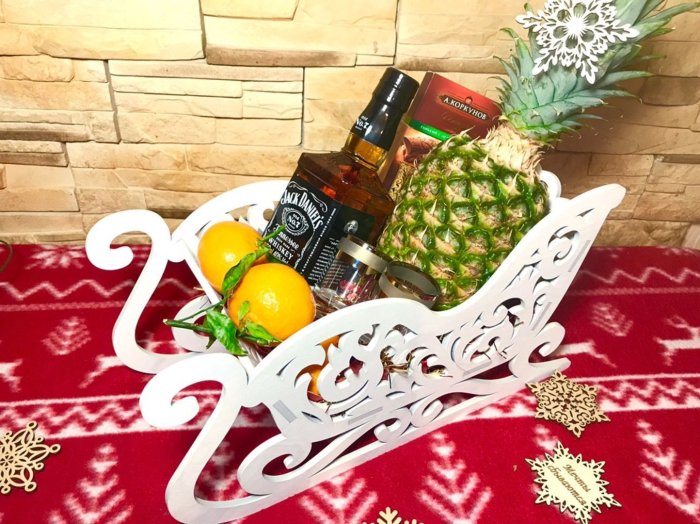 Деревянные сани подарочная упаковка