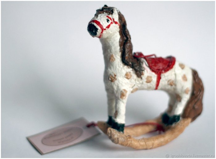 Игрушки из ваты лошадка