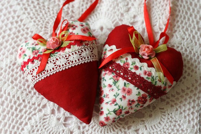 Текстильные сердечки