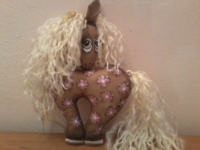 Кофейные игрушки лошадки