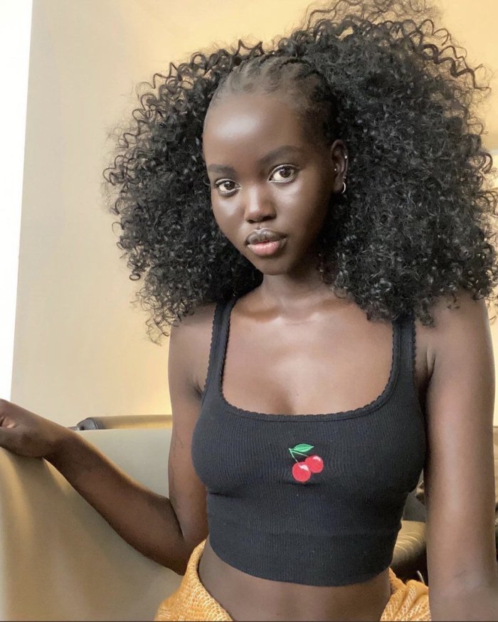 Адут Акеш модель