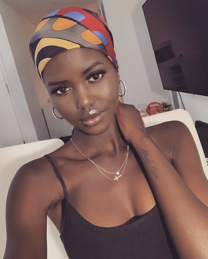 Адут Акеш модель