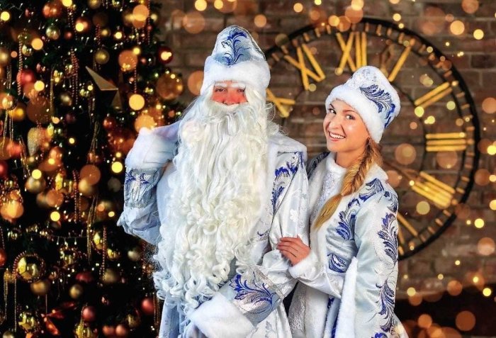 Дед Мороз и Снегурочка
