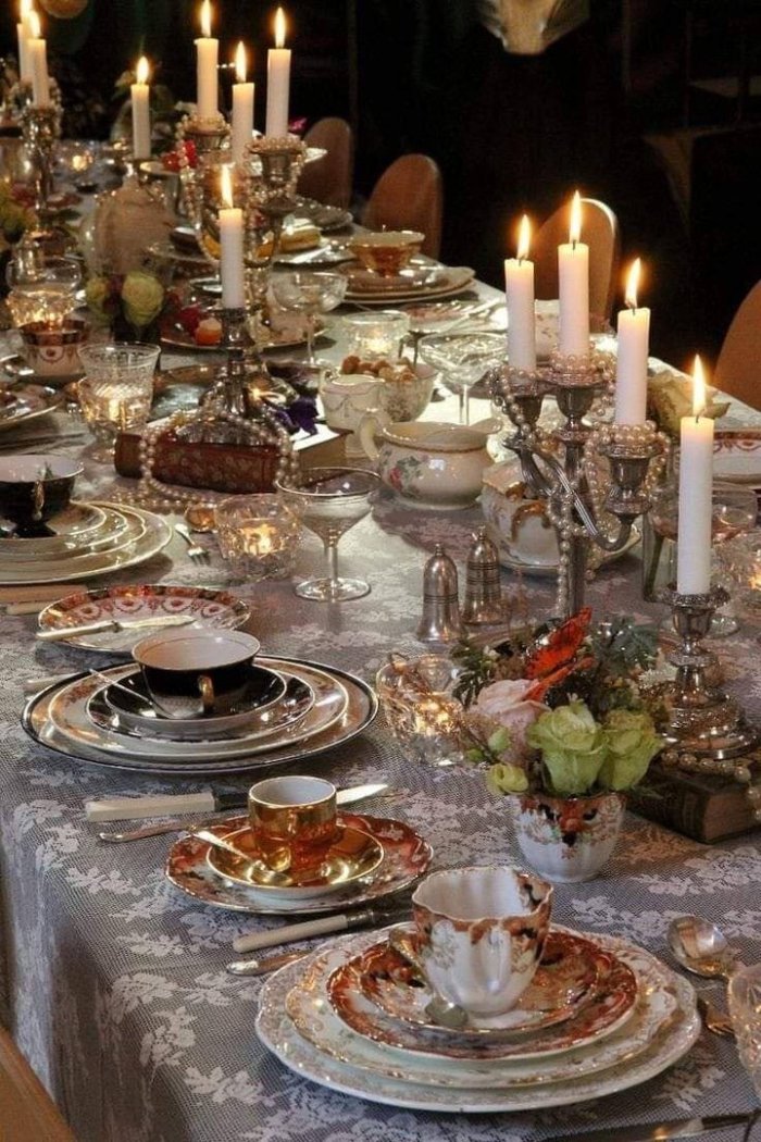 Сервировка праздничного стола