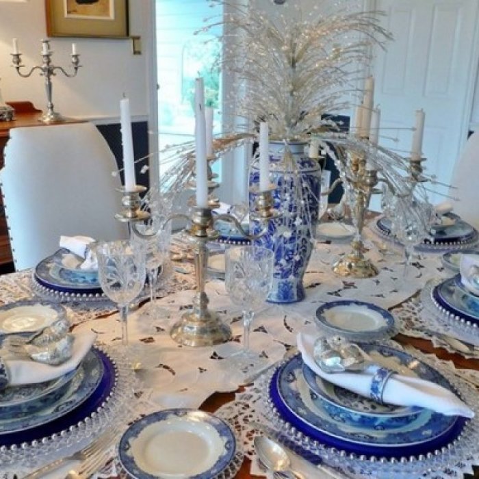 Красиво сервированный стол