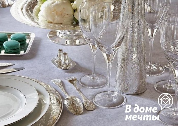 Красивая посуда для сервировки праздничного стола