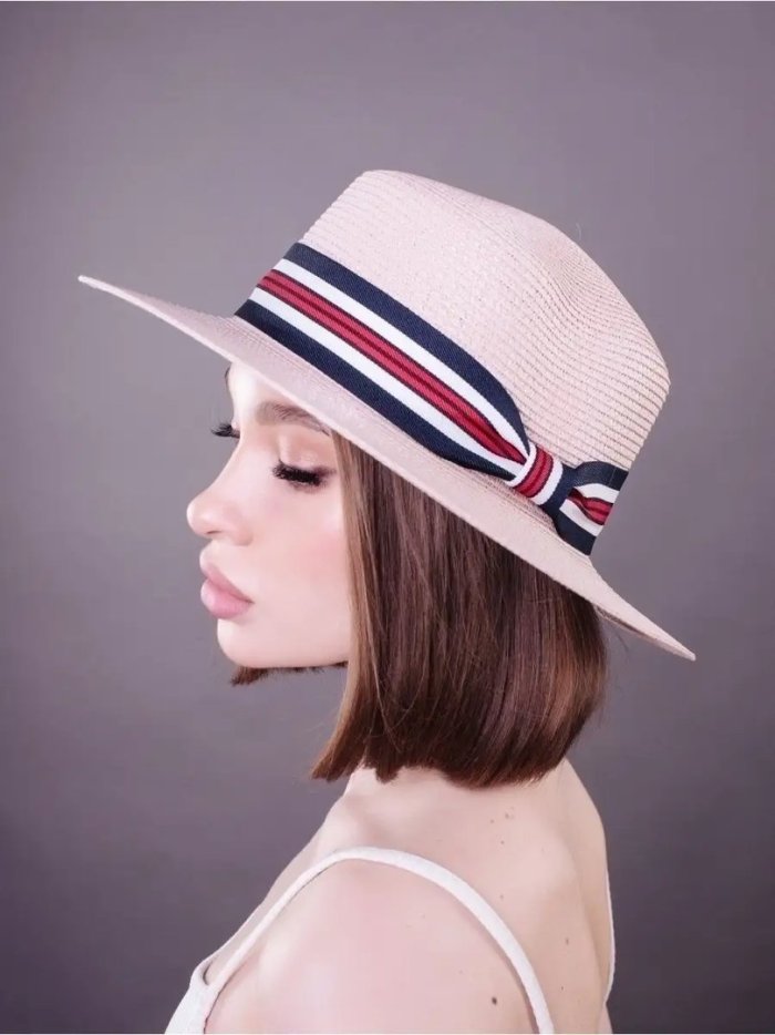 Шляпа с полями бежевая