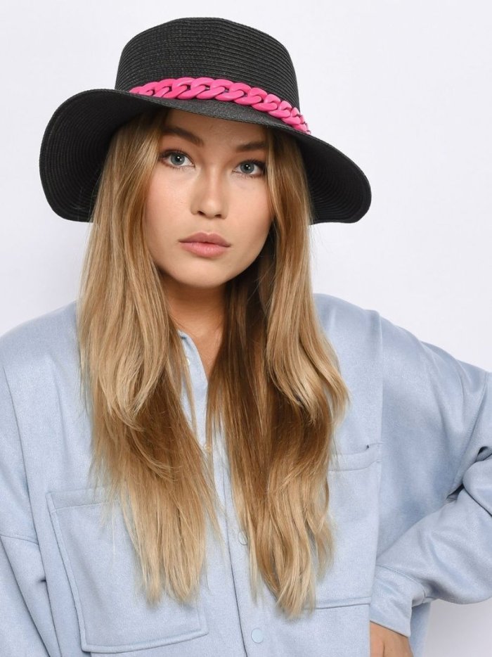 Шляпы женские молодежные летние