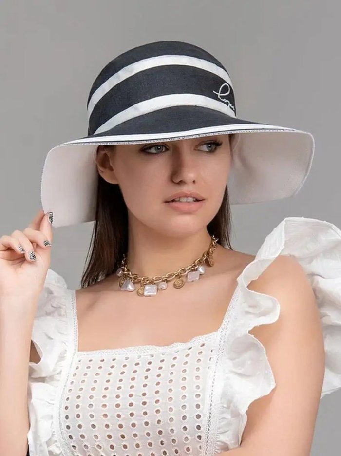 Летняя шляпа женская из льна