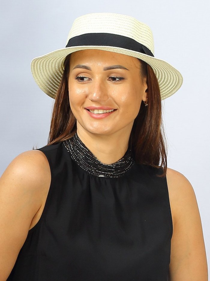 Плетеная кепка