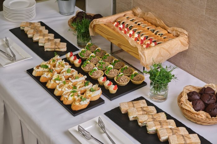 Закуски для фуршетного стола