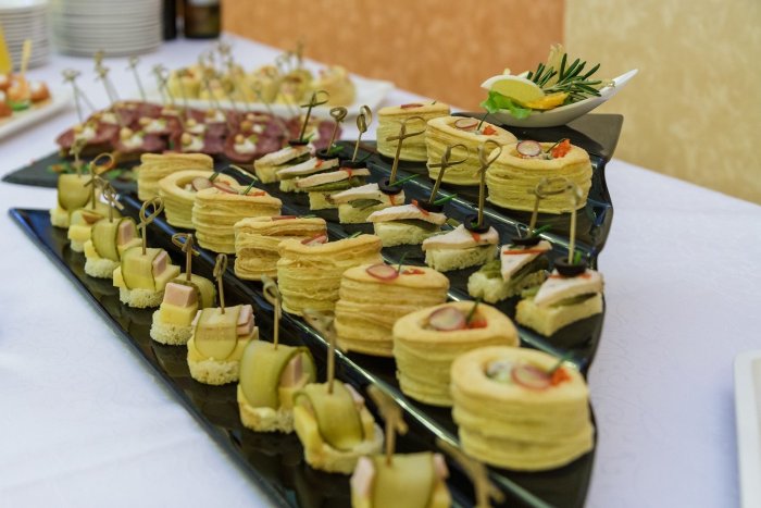 Закуски для фуршетного стола