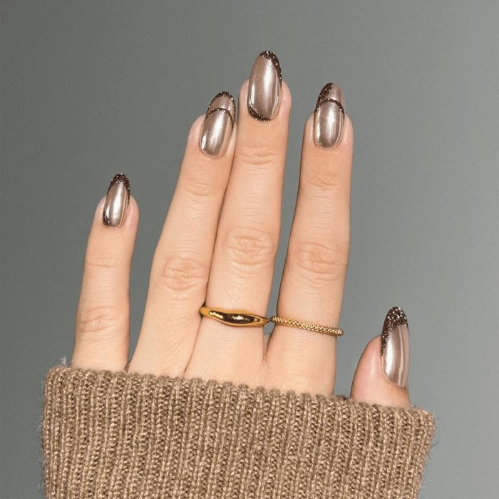 Бронзовый маникюр