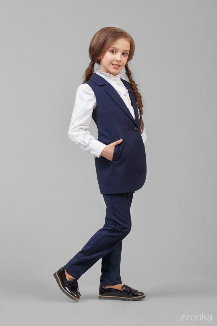Костюм школьной девочки