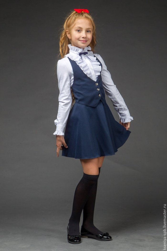 Школьная форма для первого класса