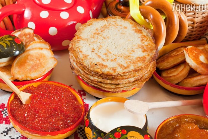 Стол на Масленицу