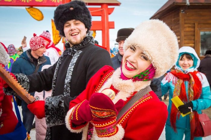 Шапка на Масленицу