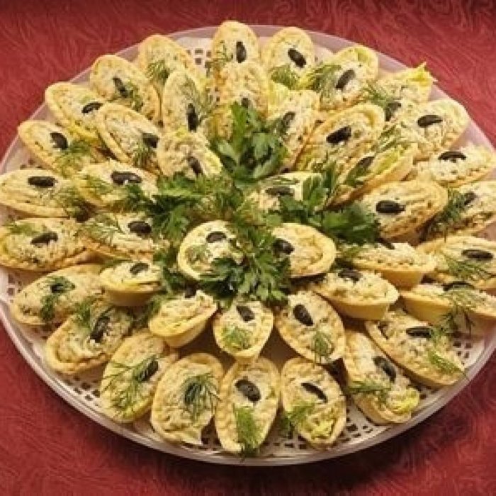 Закусочные салаты на праздничный стол