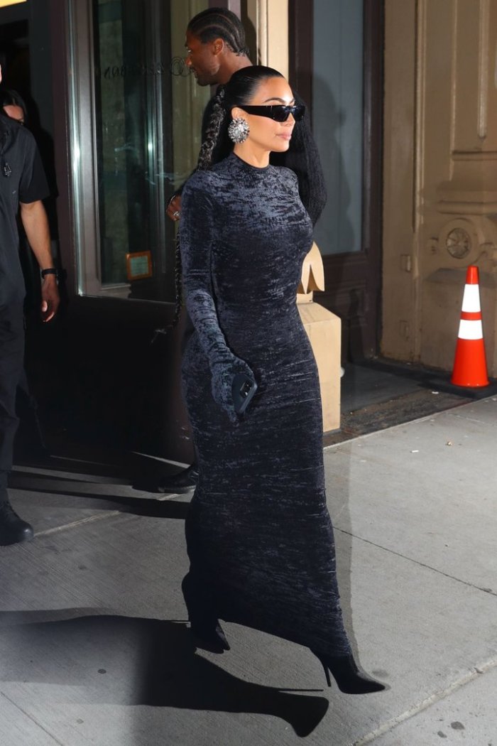 Ким Кардашьян в Balenciaga