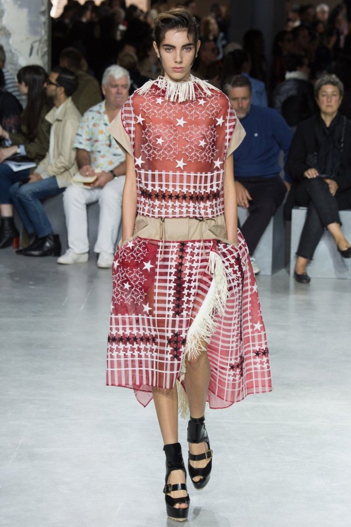 Sacai ВЕСНА-ЛЕТО 2022 READY-TO-WEAR
