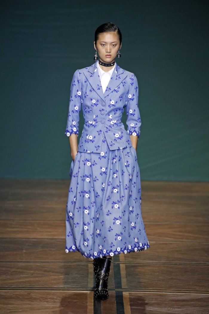 Andrew Gn ВЕСНА-ЛЕТО 2022 READY-TO-WEAR