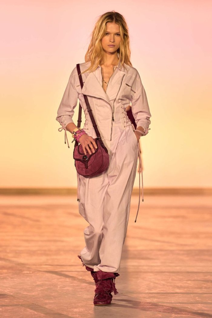 Isabel Marant ВЕСНА-ЛЕТО 2022 READY-TO-WEAR