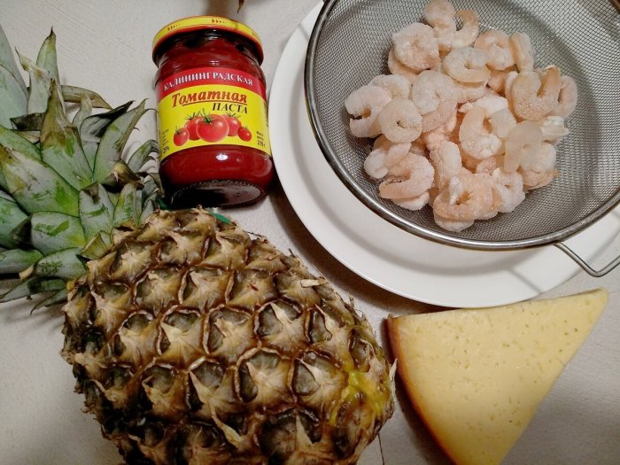Закуска с ананасом