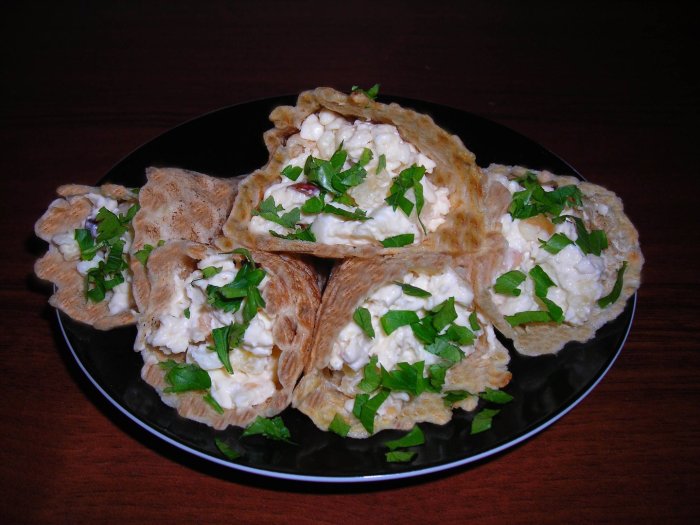Закуска сырная каллы