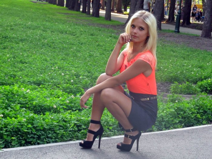 Женщины в юбках