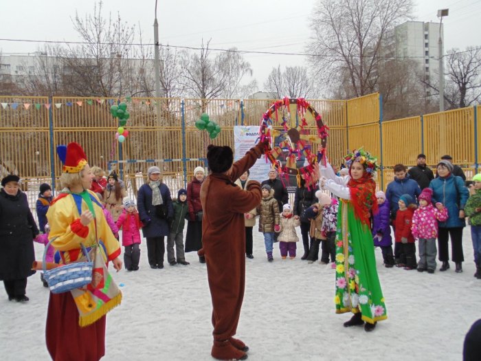 Празднование Масленицы в школе