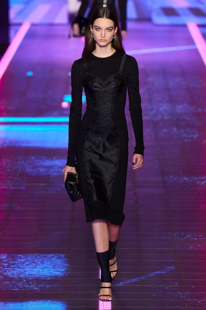 Dolce & Gabbana осень-зима 2022-2025